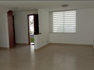 Foto 4 de SE RENTA CASA DE 4 HABITACIONES -  DENTRO DE URBANIZACIÓN - SECTOR MIRASIERRA – VALLE DE LOS CHILLOS