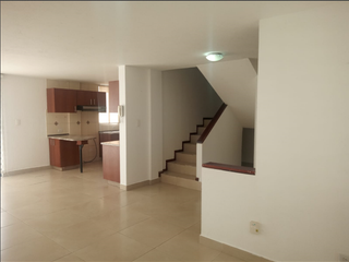 Foto 5 de SE RENTA CASA DE 4 HABITACIONES -  DENTRO DE URBANIZACIÓN - SECTOR MIRASIERRA – VALLE DE LOS CHILLOS