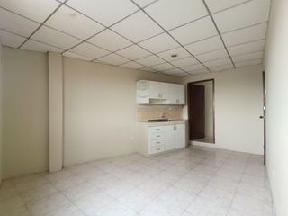 Foto 3 de Venta Casa Rentera 3 departamentos La Alborada Guayaquil