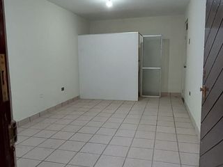 Foto 24 de VENTA DEEDIFICIO  EN PRIMERA ETAPA DE ALAMEDA DE ATE
