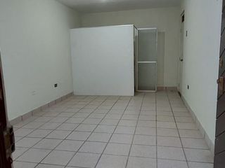Foto 28 de VENTA DEEDIFICIO  EN PRIMERA ETAPA DE ALAMEDA DE ATE