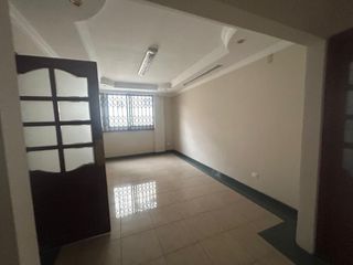 Foto 22 de Garzota, Venta de Linda Casa rentera 7 dormitorios separada en 2 departamentos con Jacuzzi