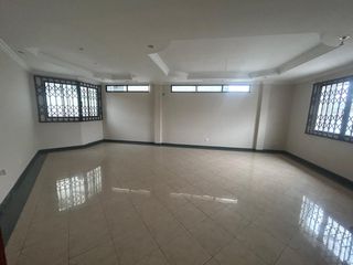 Foto 23 de Garzota, Venta de Linda Casa rentera 7 dormitorios separada en 2 departamentos con Jacuzzi