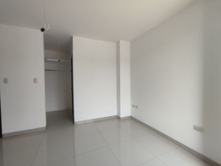 Foto 15 de Venta Departamento Urbanización La Romareda Guayaquil
