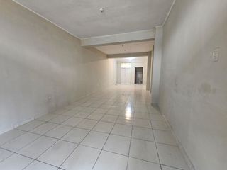 Foto 3 de ¡Alquila Tu Próximo Local En Plena Av Tupac Amaru!