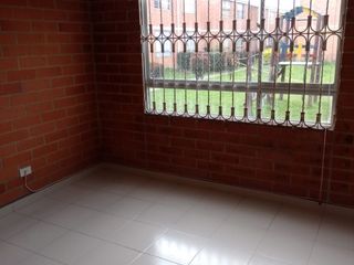 Foto 3 de SE VENDE  CASA EN EL CONJUNTO RESISDENCIAL LA FINCA MZ 1