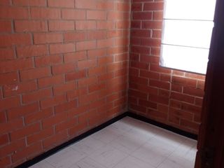 Foto 14 de SE VENDE  CASA EN EL CONJUNTO RESISDENCIAL LA FINCA MZ 1