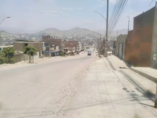 Foto 4 de VENDO CASA CERCA A LA AV. VICTOR MALASQUEZ DE MANCHAY - PACHACAMAC