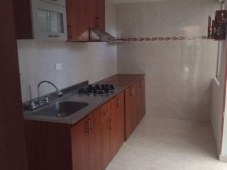 Foto 4 de SE VENDE  HERMOSA CASA EN MADRID CUNDINAMARCA