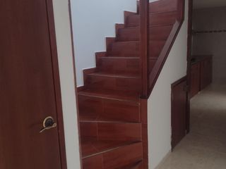 Foto 7 de SE VENDE  HERMOSA CASA EN MADRID CUNDINAMARCA