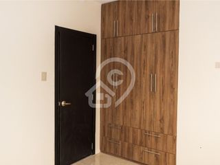 Foto 7 de Casa en renta en Urbanización Portal de los Esteros, Machala