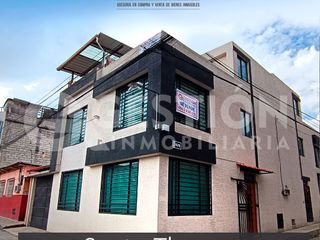 Foto 1 de Casa de lujo, 𝐒𝐀𝐍𝐓𝐎 𝐓𝐇𝐎𝐌𝐀𝐒 𝟐 – 𝐋𝐀 𝐕𝐄𝐍𝐄𝐂𝐈𝐀, Sur de Quito