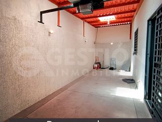Foto 10 de Casa de lujo, 𝐒𝐀𝐍𝐓𝐎 𝐓𝐇𝐎𝐌𝐀𝐒 𝟐 – 𝐋𝐀 𝐕𝐄𝐍𝐄𝐂𝐈𝐀, Sur de Quito