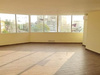 Foto 14 de OFICINA EN VENTA- CENTRO
