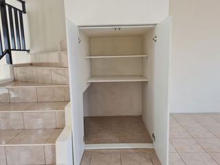 Foto 6 de Alquiler de casa de 3 dormitorios en Villa Bonita etapa 10, fuera de conjunto. Km 16 Vía a Daule