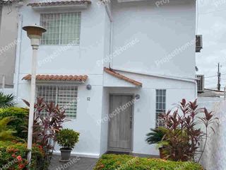 Foto 1 de SE VENDE CASA EN CIUDADELA LA ALBORADA DÉCIMA ETAPA
