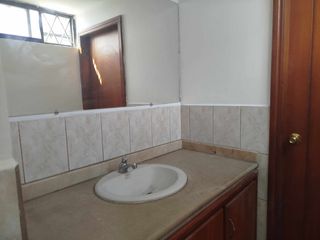Foto 6 de En Renta Local Comercial  Al ingreso de la urbanización el Condado