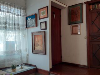 Foto 5 de Venta Kennedy Nueva, casa con 5 dormitorios, tres en planta baja, dos salas, parqueo