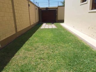 Foto 4 de AMPLIA CASA EN VENTA LOMA BLANCA - PIURA