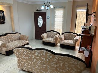 Foto 3 de Venta de Casa grande en Guayacanes etapa 4 Cerca a la Iglesia Juan Apostol