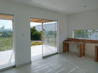 Foto 3 de 2 HERMOSAS CASAS DE PLAYA Y CAMPO EN LA PUNTA DE BOMBÓN EN VENTA