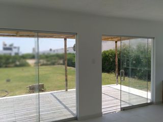Foto 6 de 2 HERMOSAS CASAS DE PLAYA Y CAMPO EN LA PUNTA DE BOMBÓN EN VENTA