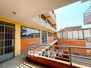 Foto 10 de Alquiler De Casa Amueblada 1346.32M2 Construida Muy Cerca A La Av Tomas Valle En Smp