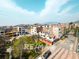 Foto 53 de Alquiler De Casa Amueblada 1346.32M2 Construida Muy Cerca A La Av Tomas Valle En Smp