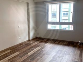 Foto 7 de AMPLIO Y LINDO DUPLEX DE 133M2 CON VENTANAS HERMÉTICAS EN DORMITORIOS  (NO PAGA ALCABALA)