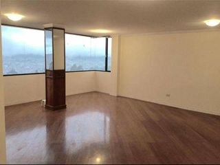 Foto 2 de VENTA DEPARTAMENTO PINAR ALTO ZONA EXCLUSIVA Y RESIDENCIAL QUITO