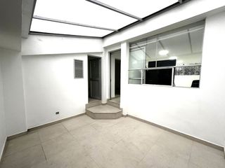 Foto 9 de ARRIENDO CASA REMODELADA PARA OFICINA LOS ALCAZARES