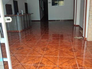 Foto 18 de EDIFICIO DE 5 PISOS