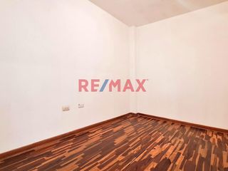 Foto 9 de Departamento En Av. Precursores Frente A Áreas Verdes