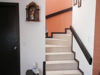 Foto 4 de MODERNA CASA EN VENTA, SECTOR LA ARMENIA