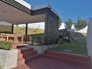 Foto 18 de MODERNA CASA EN VENTA, SECTOR LA ARMENIA