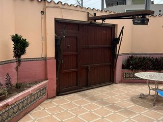 Foto 13 de VENDO CASONA EN BARRANCO DETRAS DEL MUSEO PEDRO DE OSMA