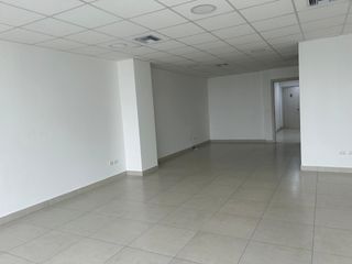 Foto 6 de ALQUILO OFICINA EN 100 OLIVOS PARC