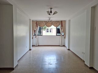 Foto 3 de Venta de Departamento de 3 dormitorios en segundo piso alto, Bloque Ciudadela Valdivia, Sur de Guayaquil, cerca a C.C. Riocentro Sur