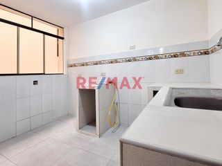 Foto 5 de ¡Departamento En Venta! 1Er Piso En Urb. Previ Bocanegra - Callao
