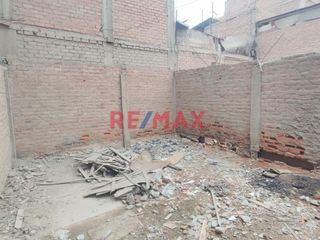 Foto 8 de Terreno En Venta En Urb Mariscal Caceres, A Media Cuadra De La Av Central Sjl
