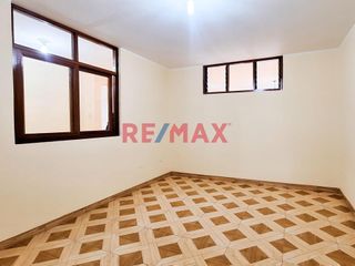 Foto 3 de ¡Departamento En Venta! 3Er Piso En Urb. Previ Bocanegra - Callao