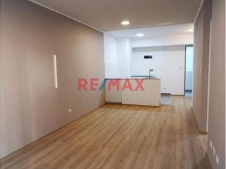 Foto 12 de Dpto En Edificio Moderno Y Exclusivo | Cerca Al Límite Con Pueblo Libre | Seguridad 24H Y Áreas Comunes