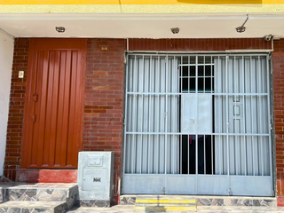 Foto 3 de Alquiler de Local Frente Parque Zonal Huascar - Villa El Salvador