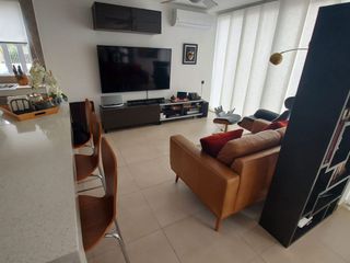 Foto 4 de Via La Costa, Renta de Hermosa Casa 3 Dorm. en Urbanización Privada