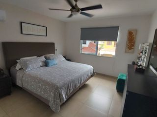 Foto 9 de Via La Costa, Renta de Hermosa Casa 3 Dorm. en Urbanización Privada