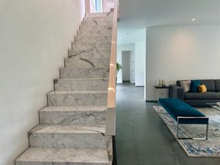Foto 46 de Venta espectacular residencia Urb. La Planicie 1ra etapa, La Molina. Vista al golf