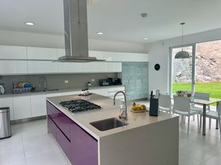 Foto 48 de Venta espectacular residencia Urb. La Planicie 1ra etapa, La Molina. Vista al golf