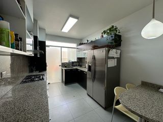 Foto 19 de Venta moderna casa Urb. Sol de la Molina, La Molina