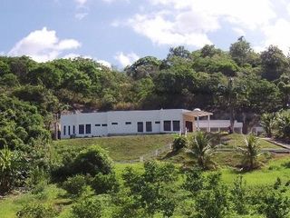 Foto 2 de ¡Gran oportunidad para vivir bien! 🌿  Se vende  o se arrienda casa con un lote de 2 hectáreas
