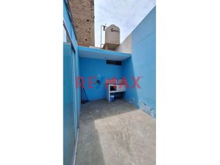 Foto 12 de Casa En Venta Av. Libertad Huanchaco Tradicional 4 Cuadras De La Playa 232.70M2-1115492